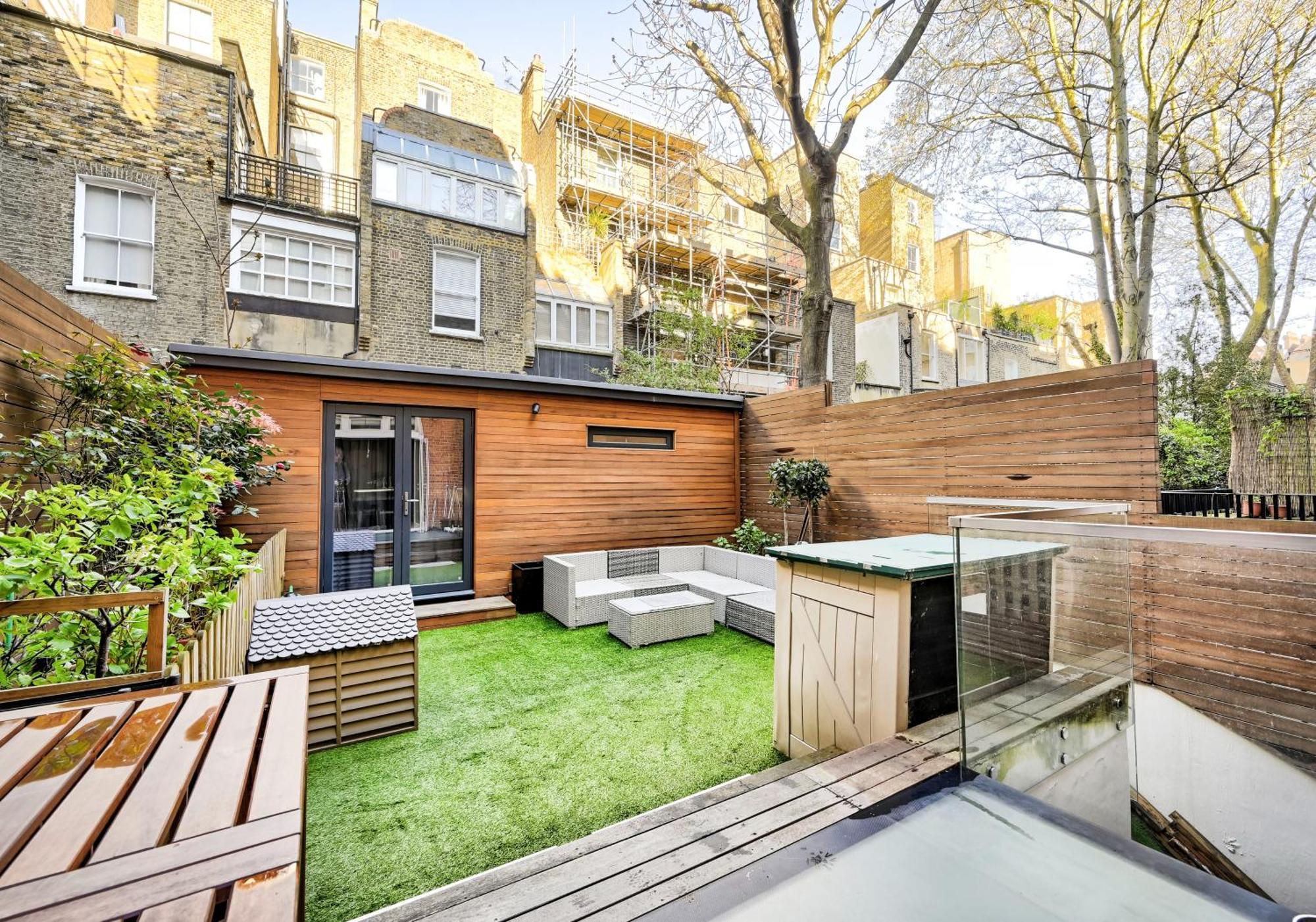 Apartment Earl's Court 3 Bed With Private Garden London